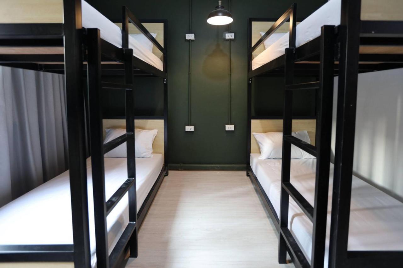 Local Time Bangkok Hostel&Cafe Экстерьер фото