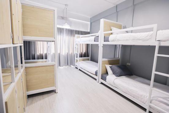 Local Time Bangkok Hostel&Cafe Экстерьер фото